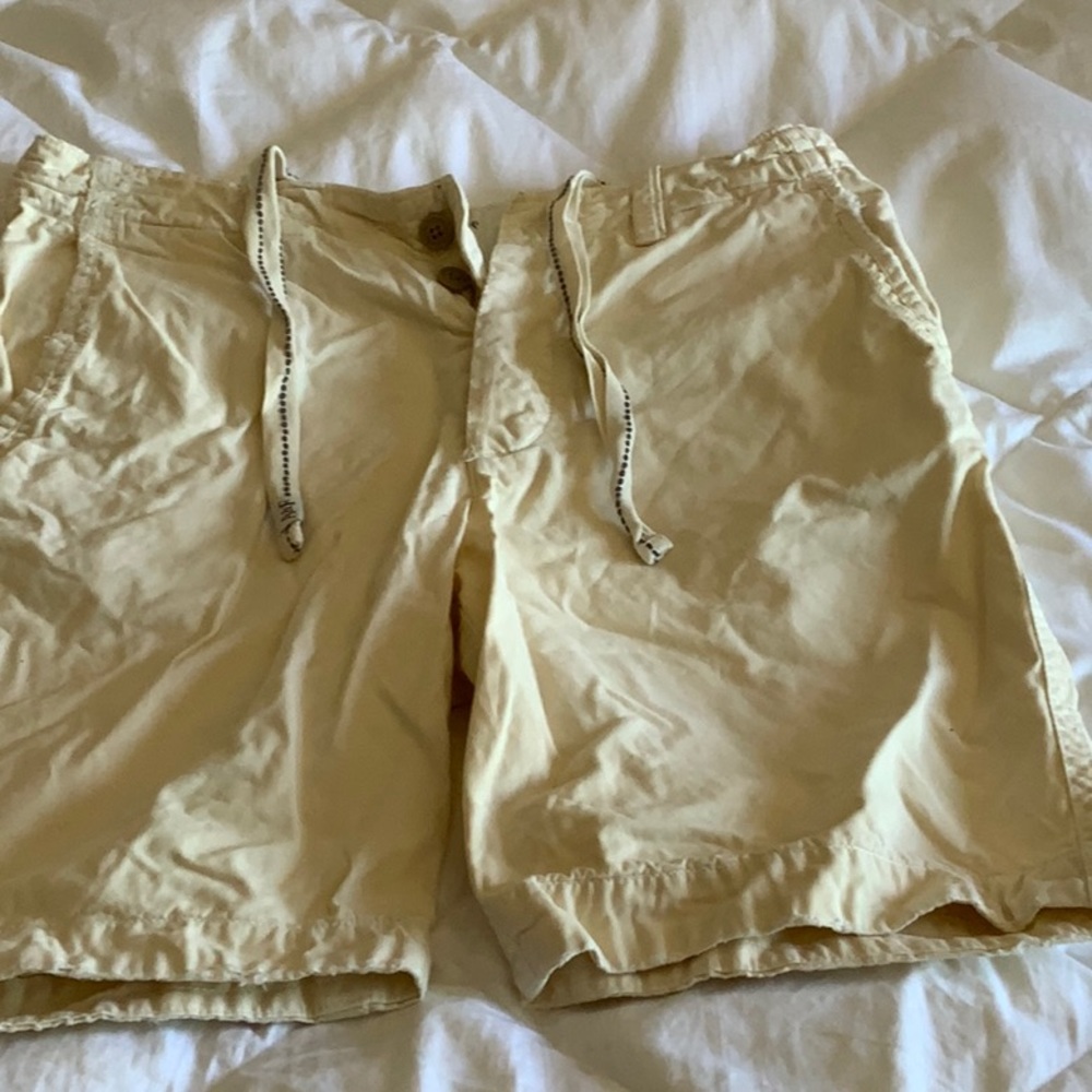 Sz 34 Vintage A&F Button Fly Shorts